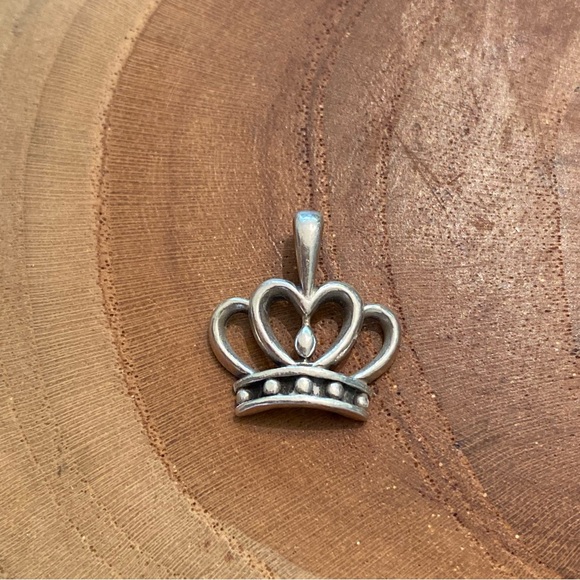 Crown Charm James Avery Crown Necklace RETIRED James Avery Queen